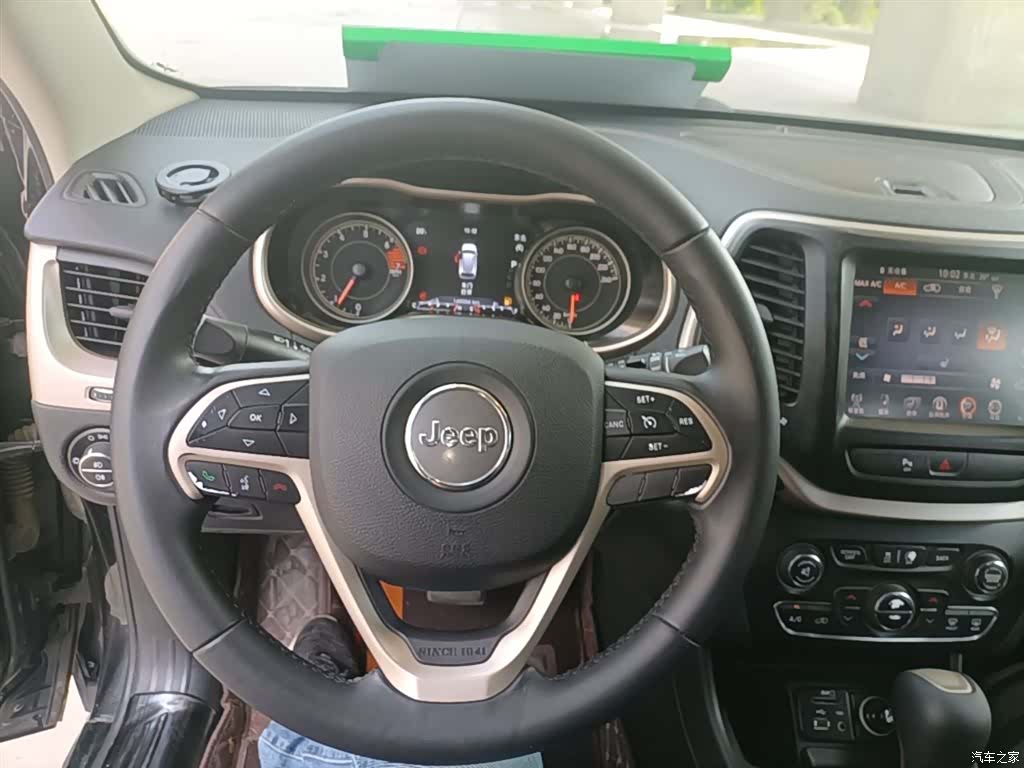 Jeep Cherokee, 2017 11