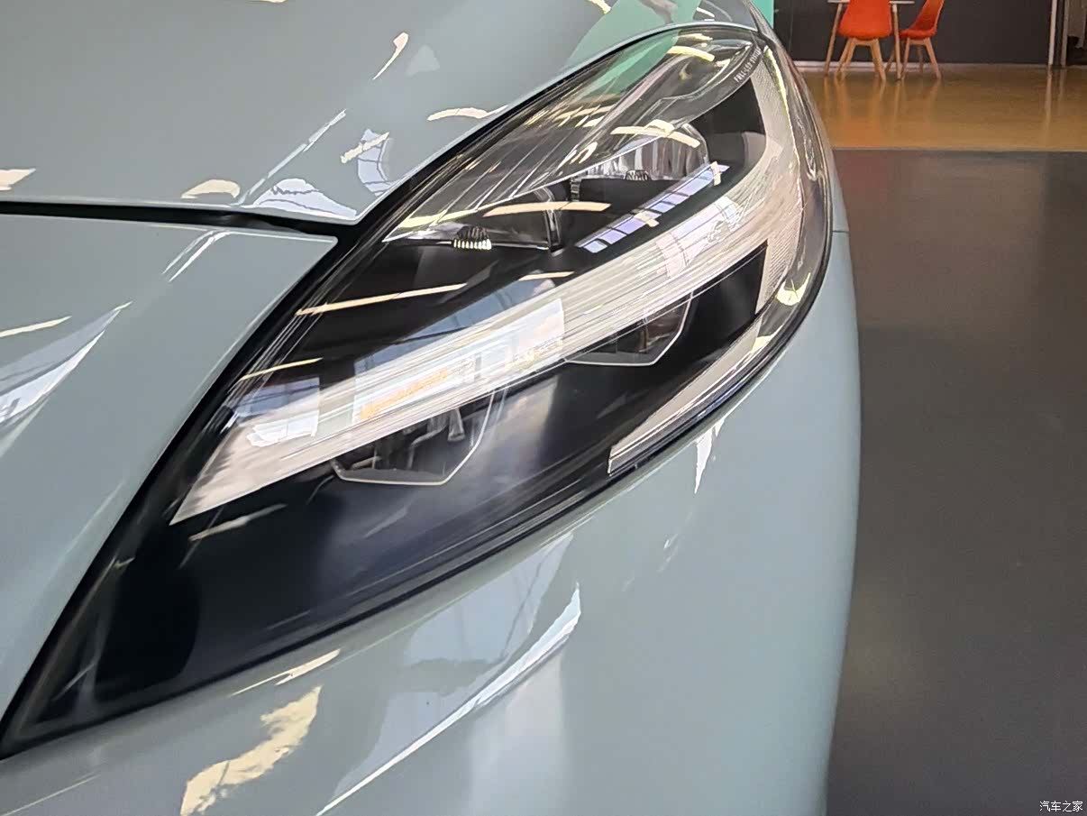 Volvo V40, 2017 все фото
