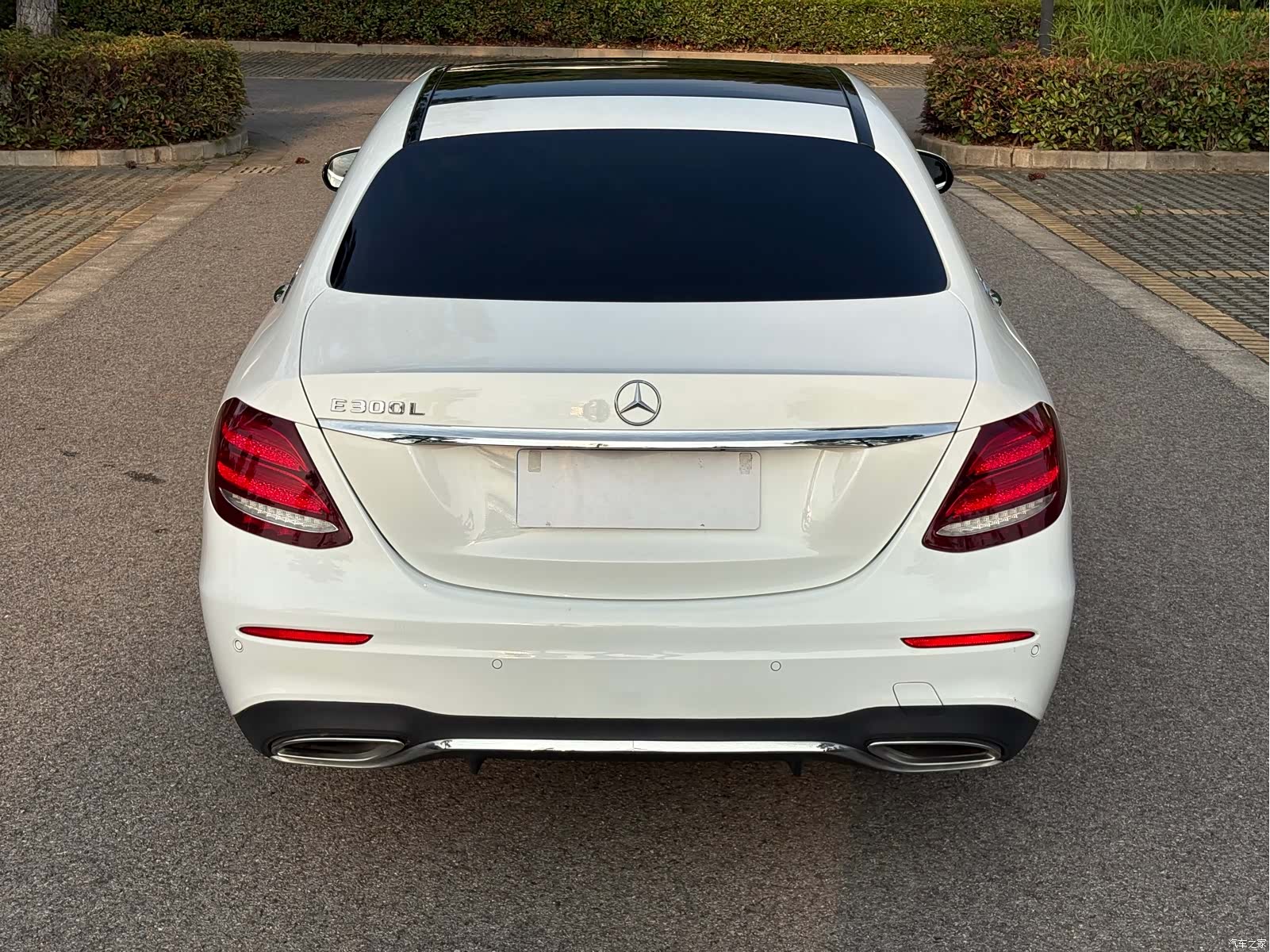 Mercedes-Benz E-Class, 2020 35