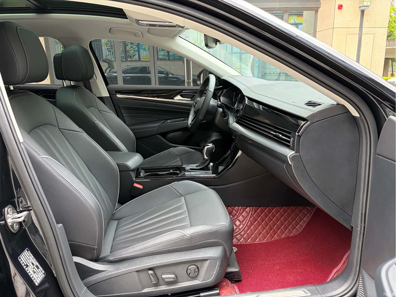 Volkswagen Passat, 2024 12