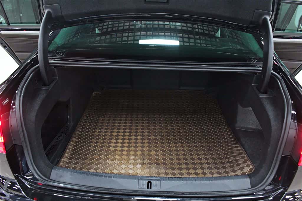 Volkswagen Phideon, 2021 12