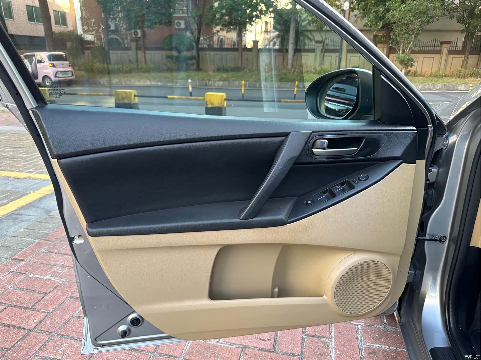 Mazda 3, 2011 14
