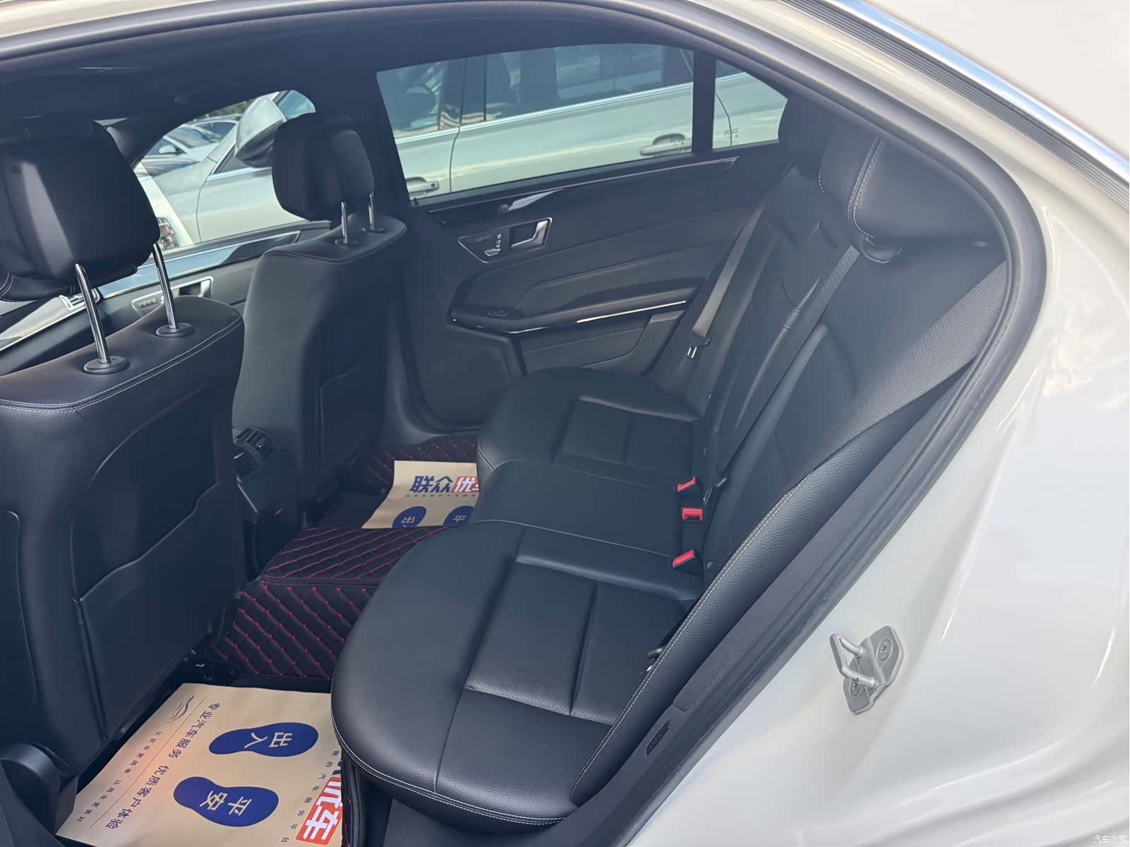 Mercedes-Benz E-Class, 2013 9