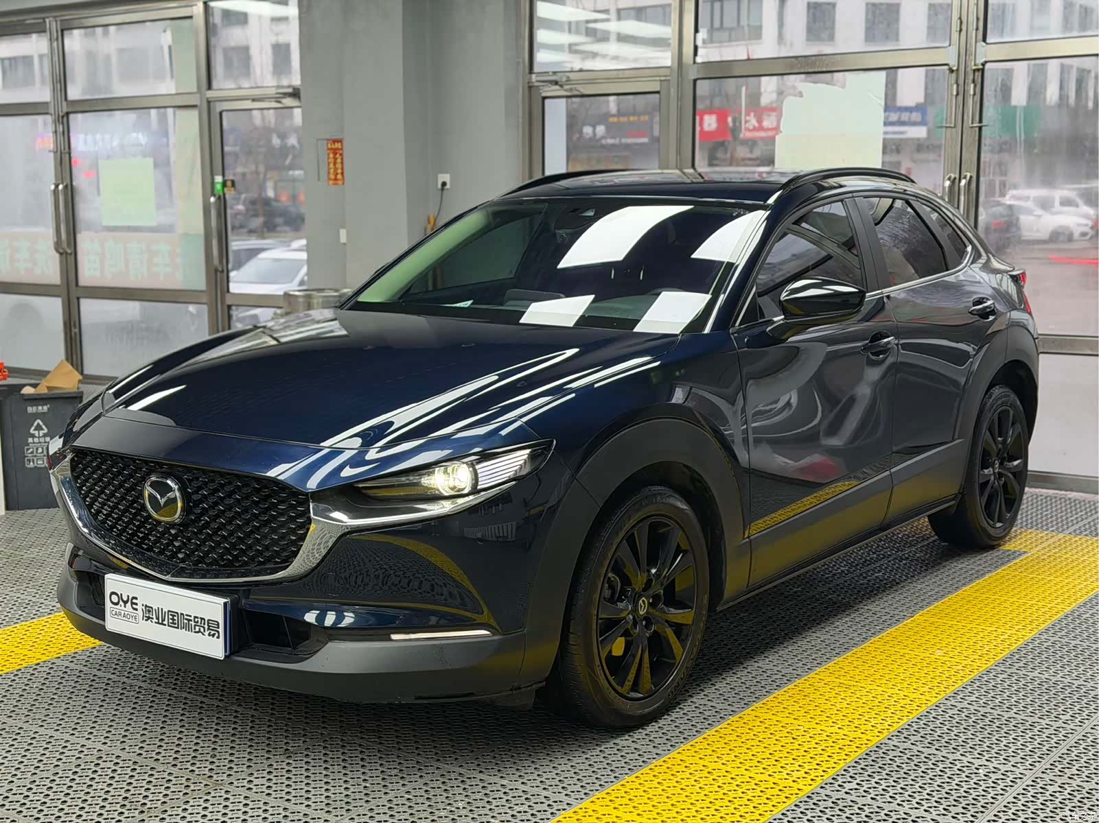 Mazda CX-30, 2023 1
