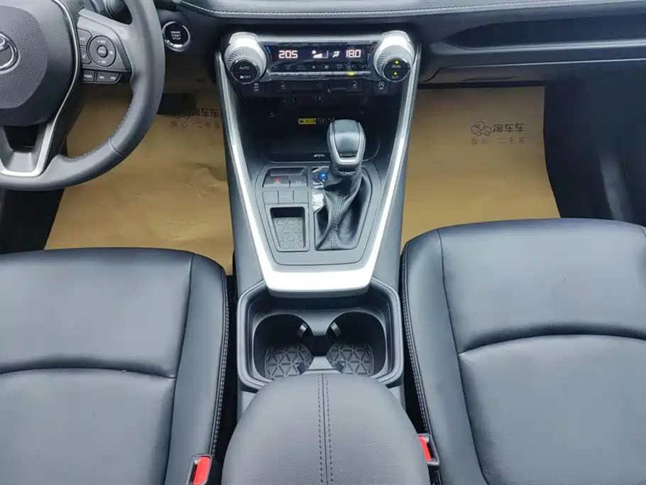 Toyota RAV4 Rongfang