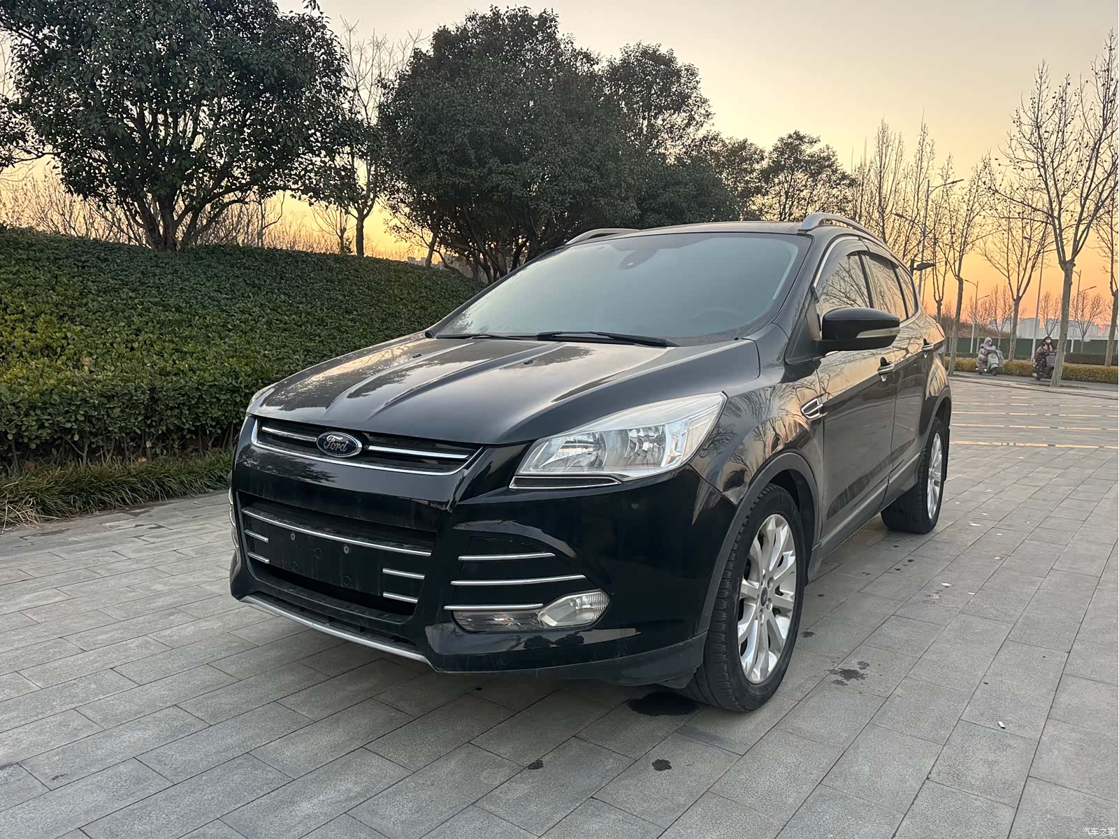 Ford Kuga, 2015 1