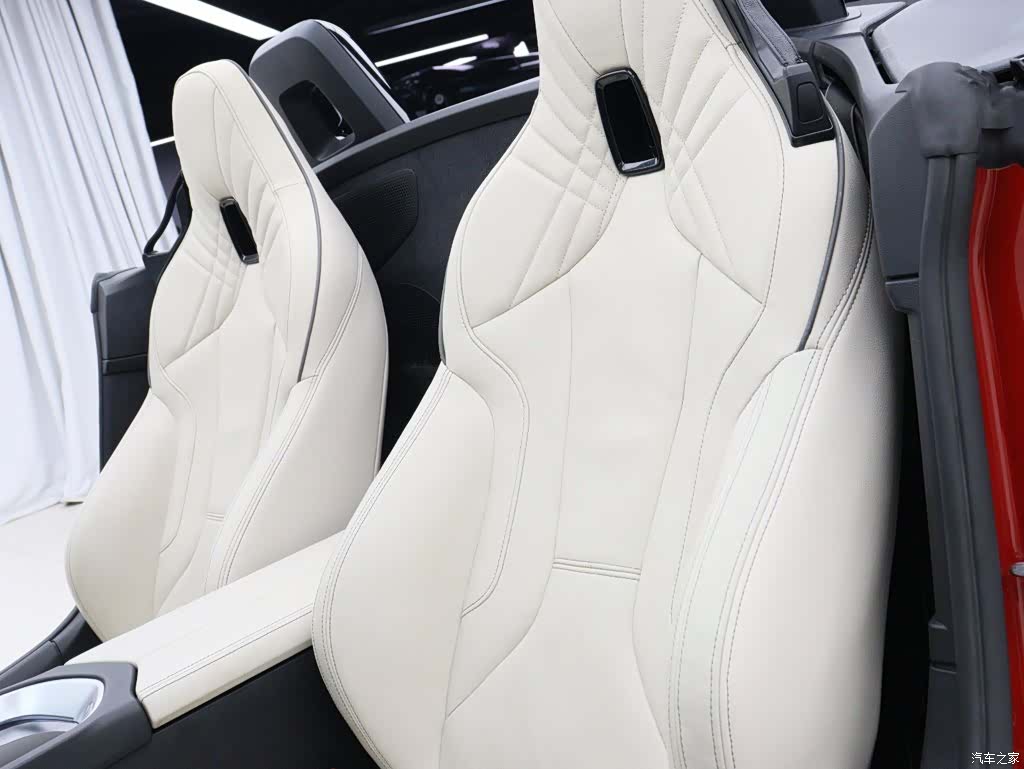 BMW Z4, 2021 3