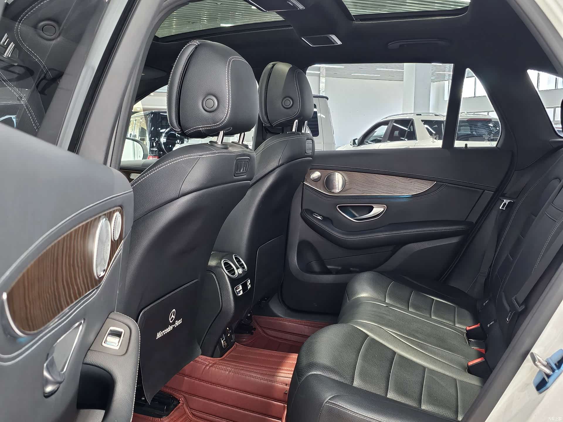 Mercedes-Benz GLC, 2019 10
