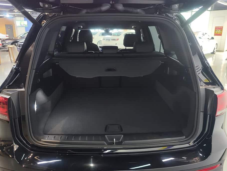 Mercedes-Benz GLB Mercedes-Benz GLB
