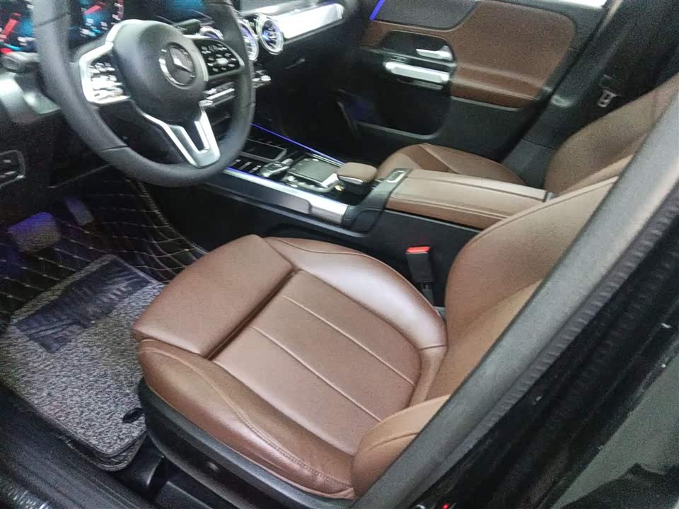 Mercedes-Benz GLB