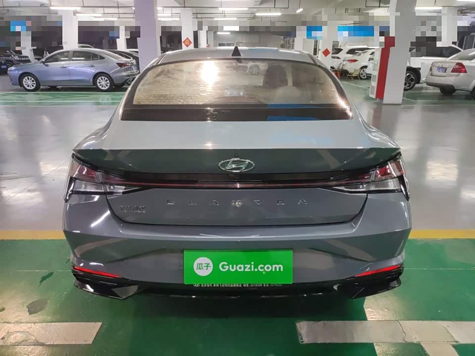 Hyundai Elantra
