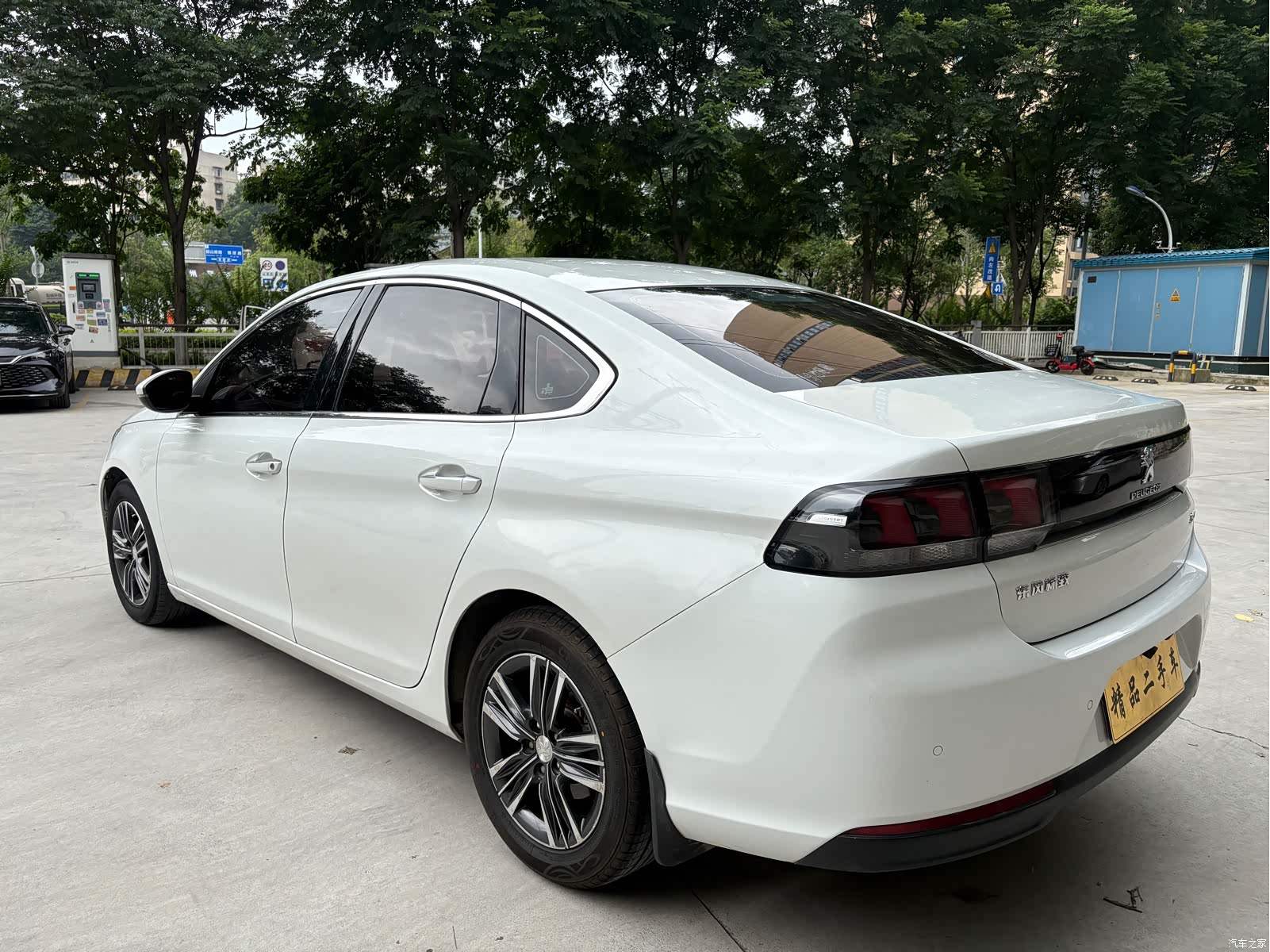 Peugeot 308, 2017 все фото
