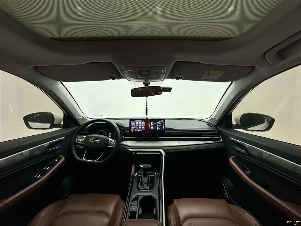 Geely X6, 2021 10