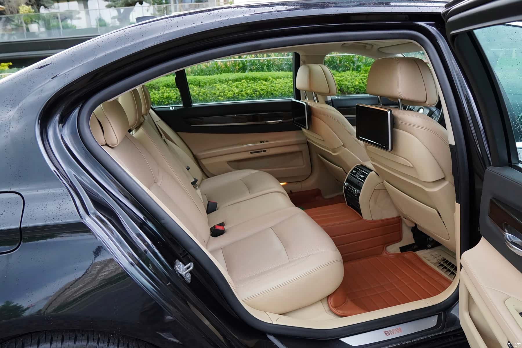 BMW 7 Series, 2013 16