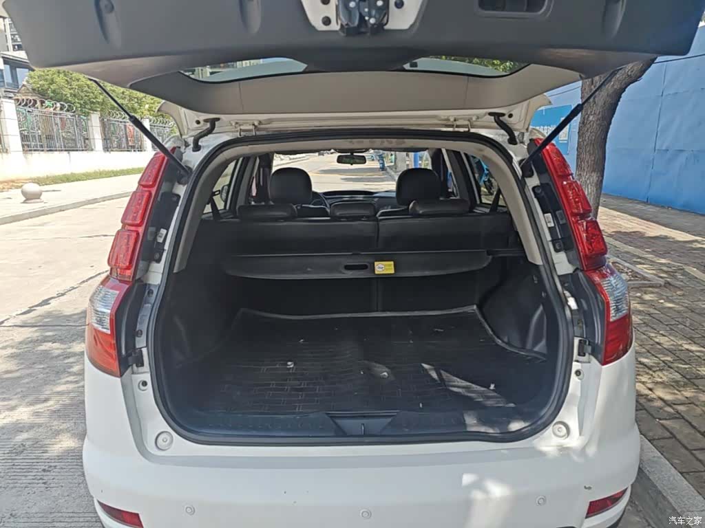 Geely GX7, 2015 19