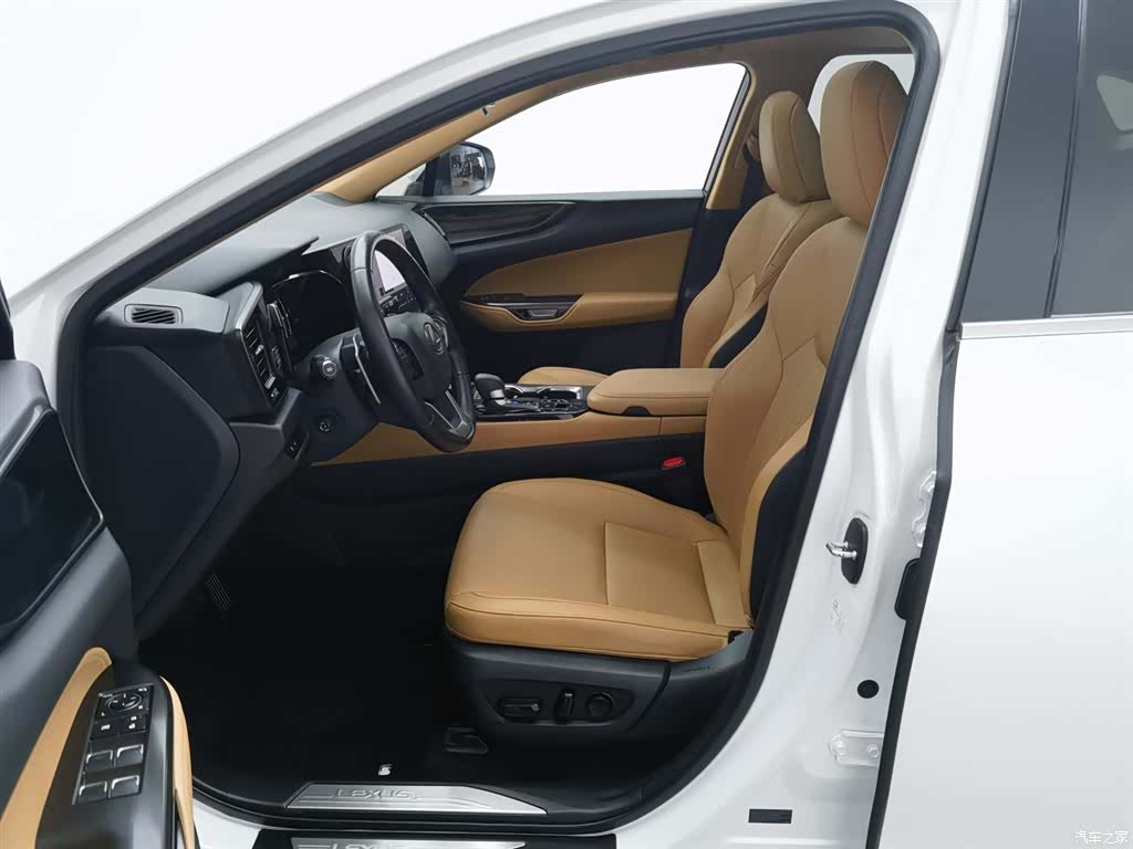 Lexus NX, 2022 10
