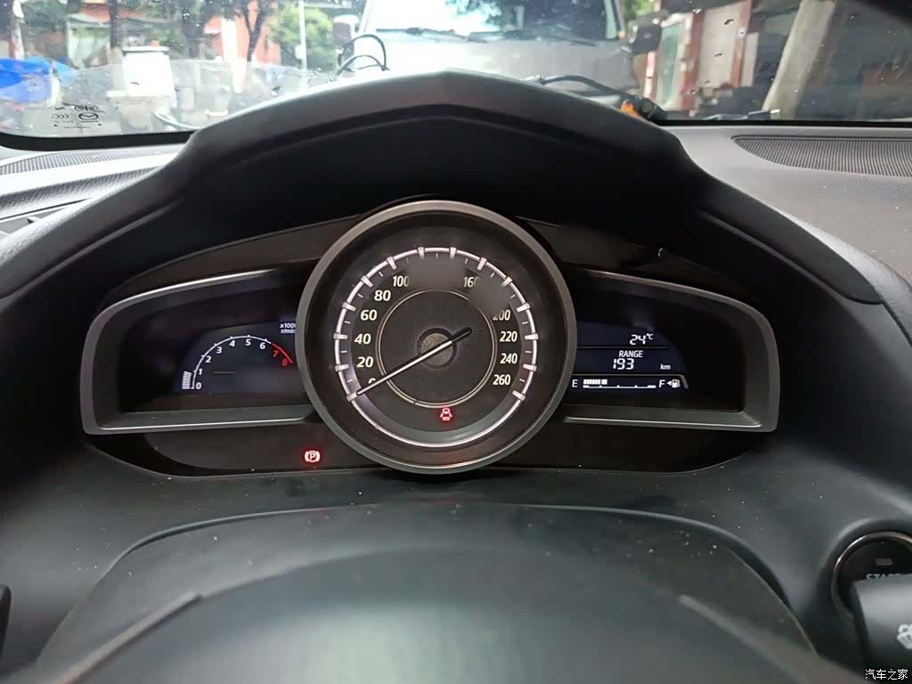 Mazda CX-4, 2017 4