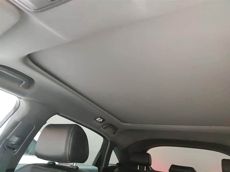 Honda UR-V
