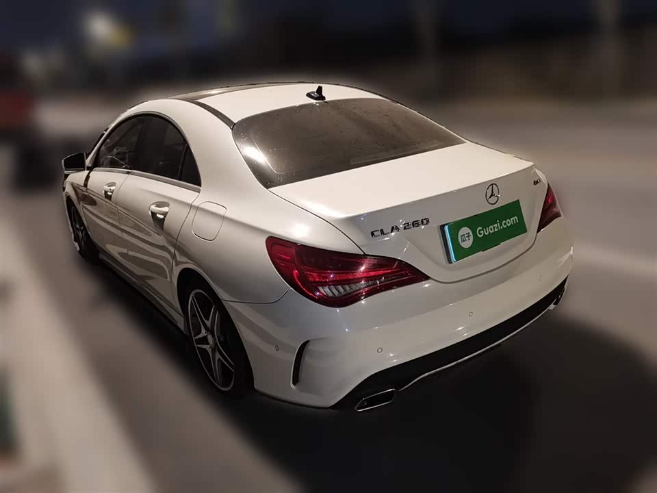 Mercedes-Benz CLA