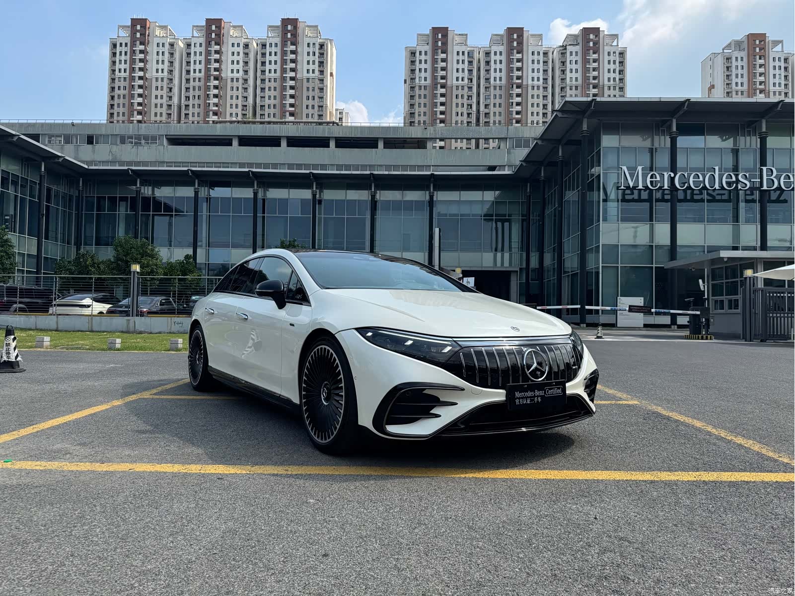 Mercedes-Benz EQS, 2026 4