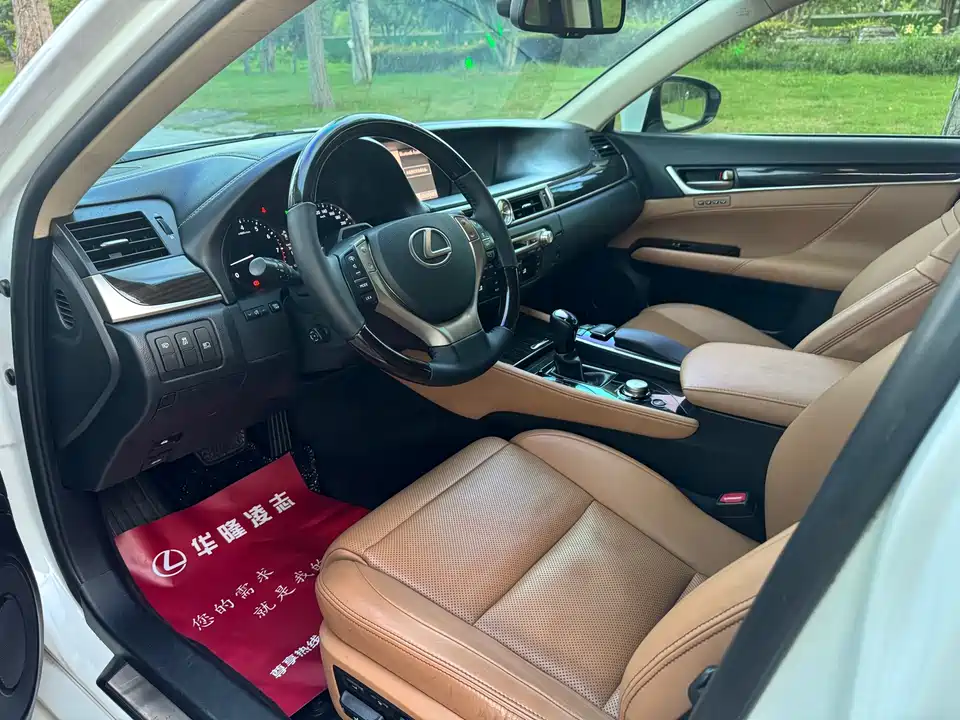 Lexus GS