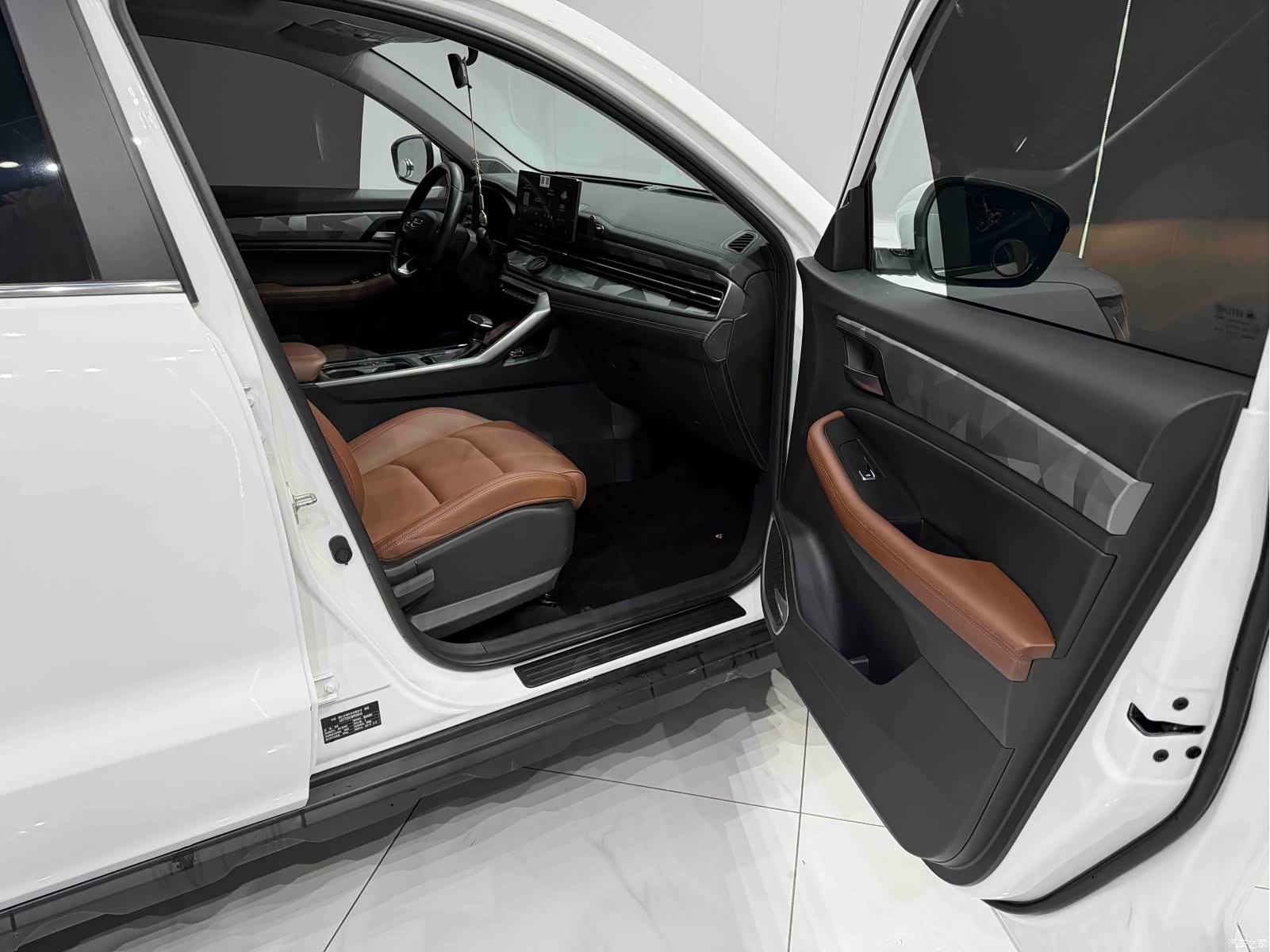 Geely X6, 2021 16