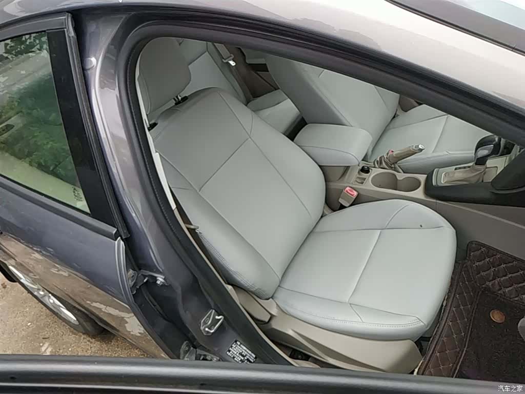 Ford Focus, 2015 25