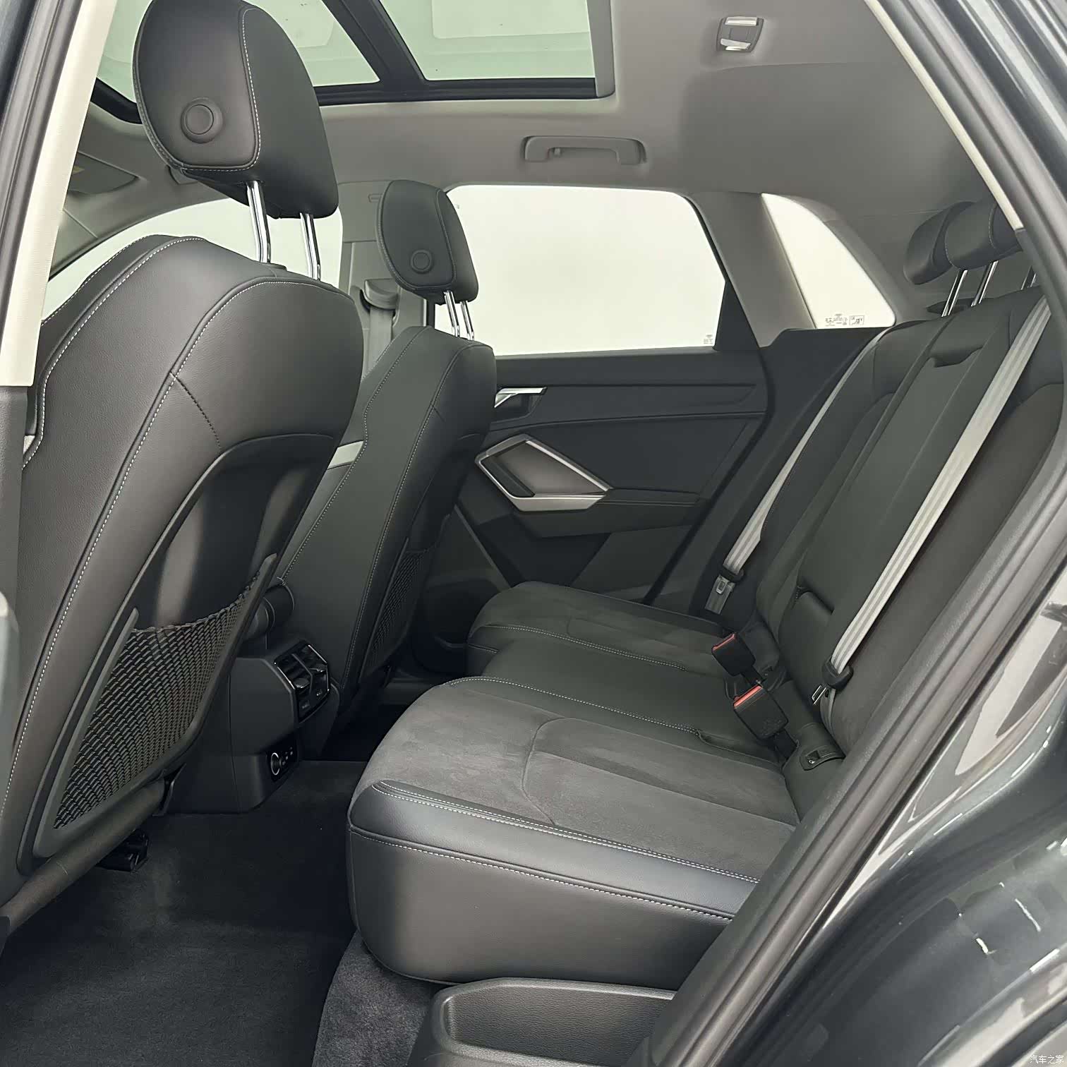Audi Q3, 2023 8