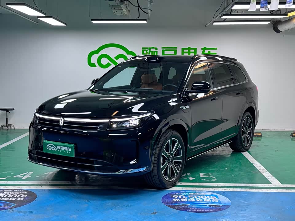 AITO Ask the world M7