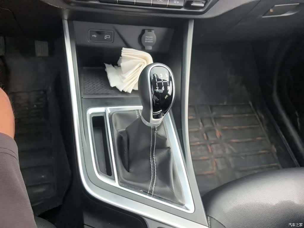 Geely X3, 2020 14