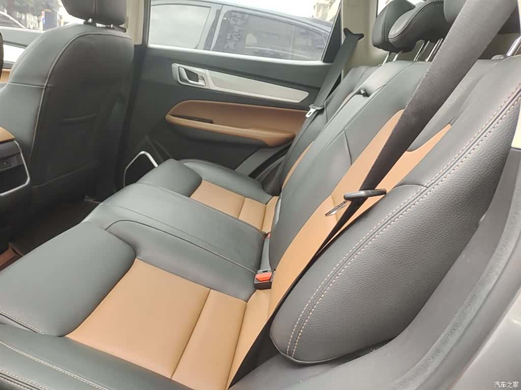 Geely X6, 2018 17