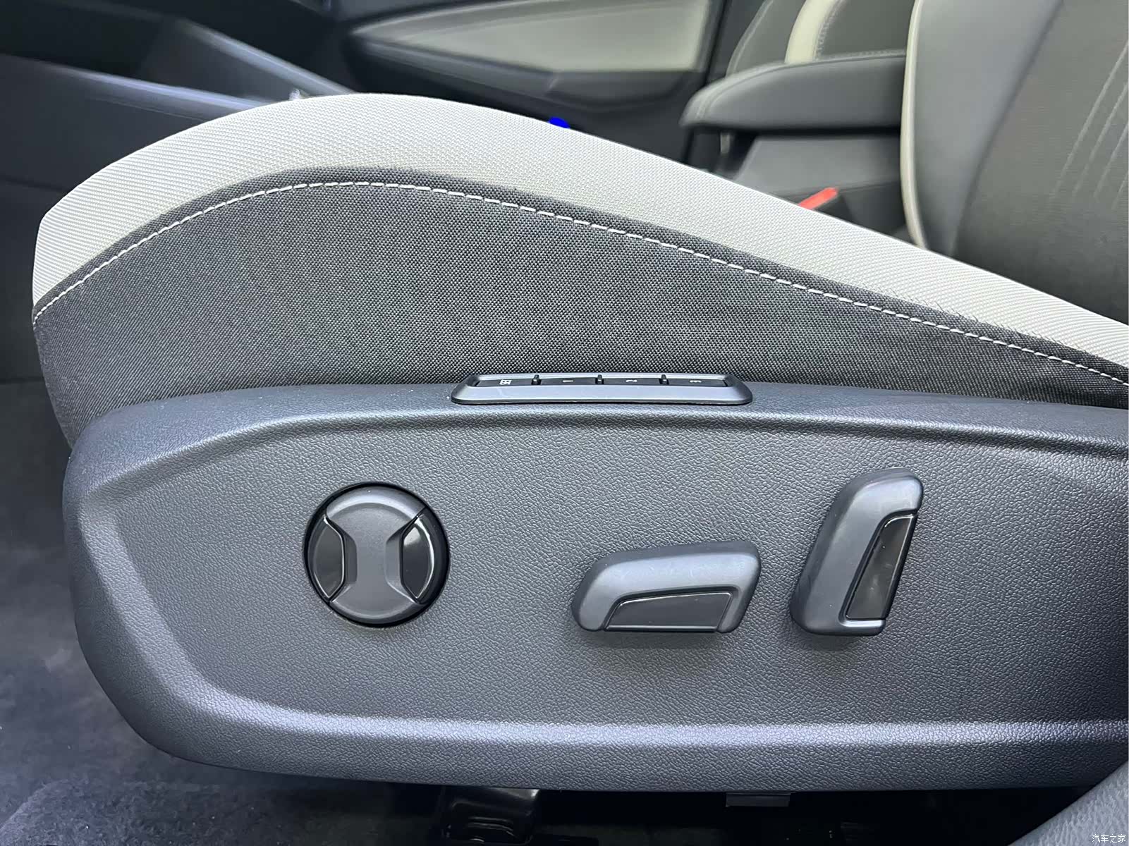 Volkswagen Golf, 2023 6