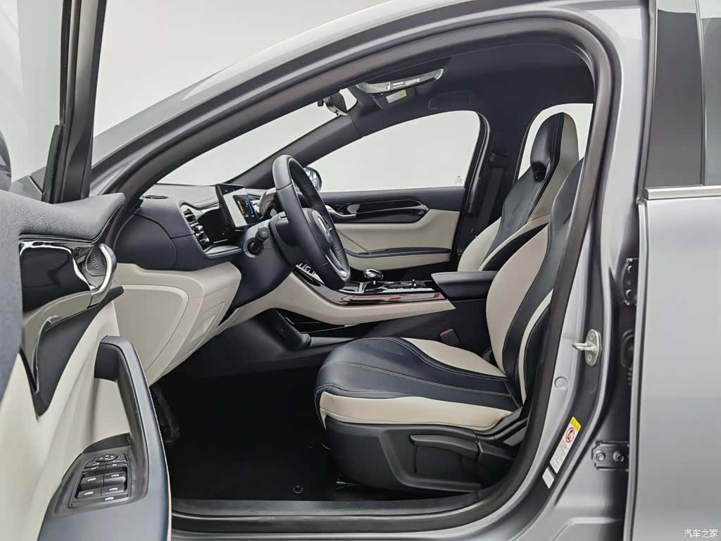 BYD Qin, 2023 10