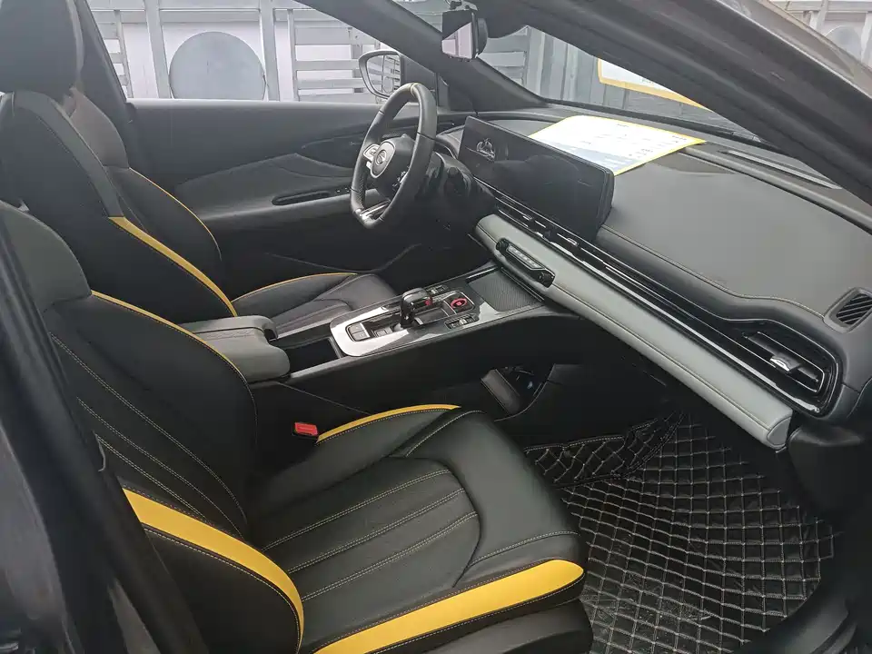 Trumpchi Shadow Leopard