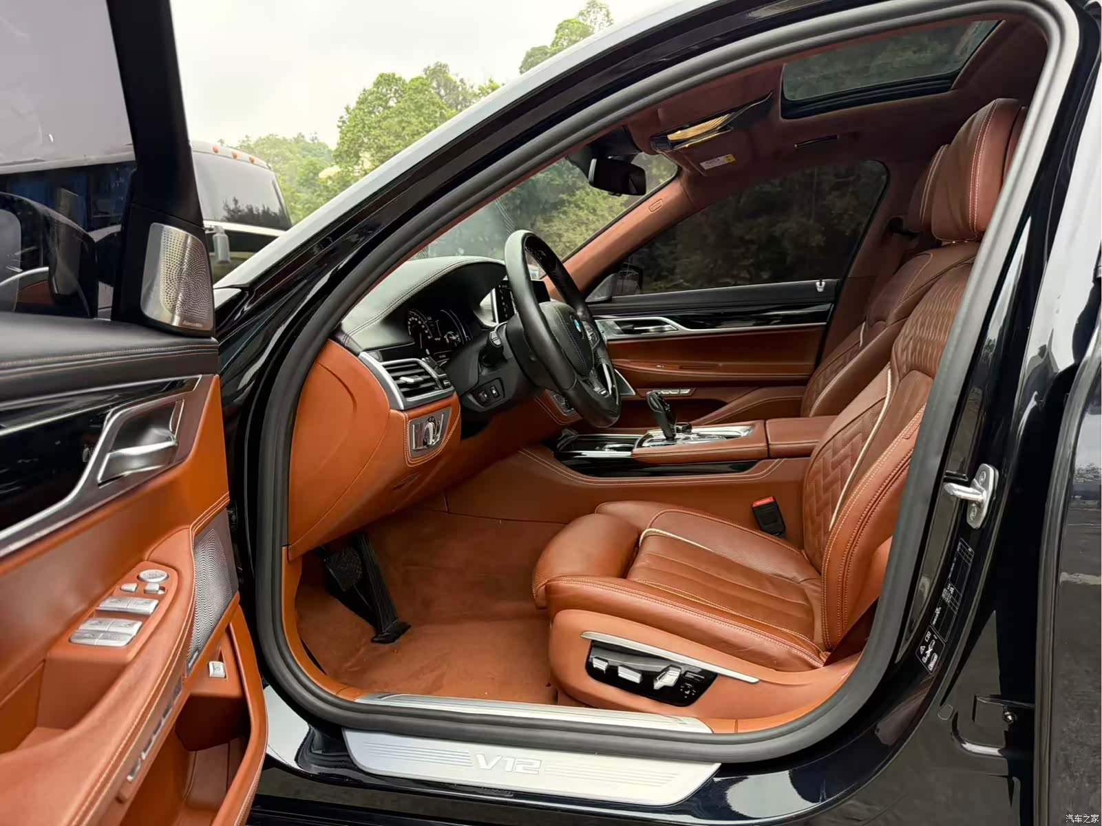 BMW 7 Series, 2021 4