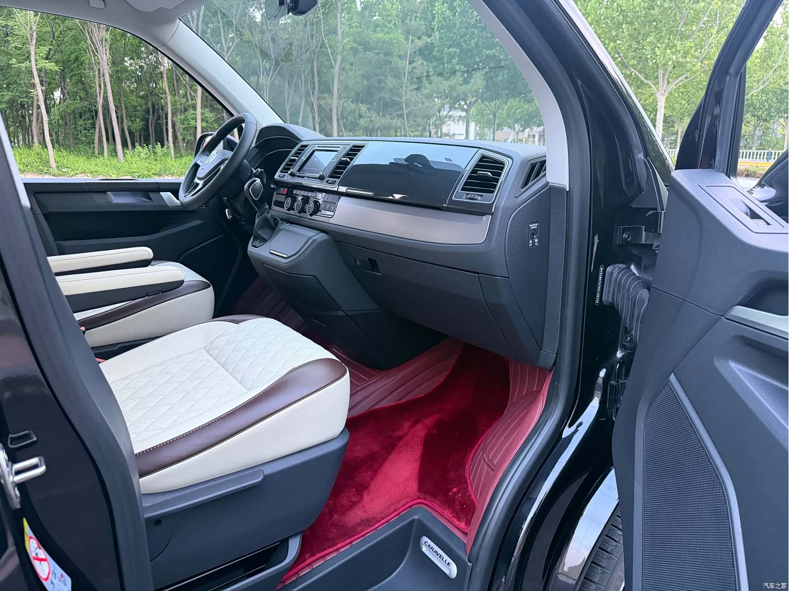 Volkswagen 7, 2020 12