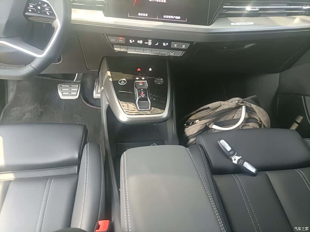Audi Q4 e-tron, 2024 14