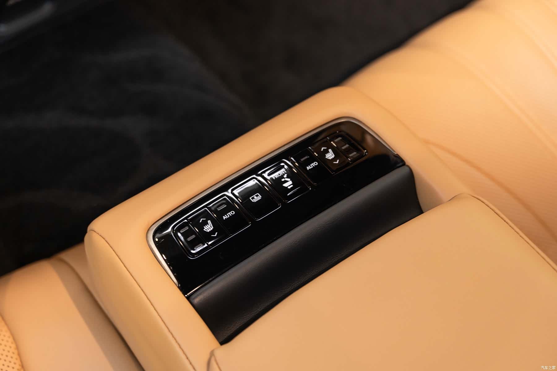 Lexus LS, 2021 18