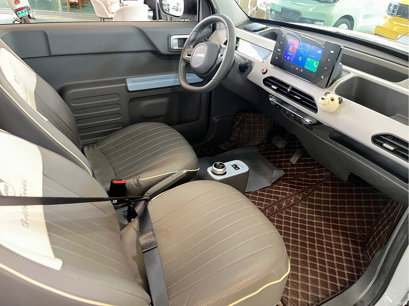 Geely Panda, 2023 9