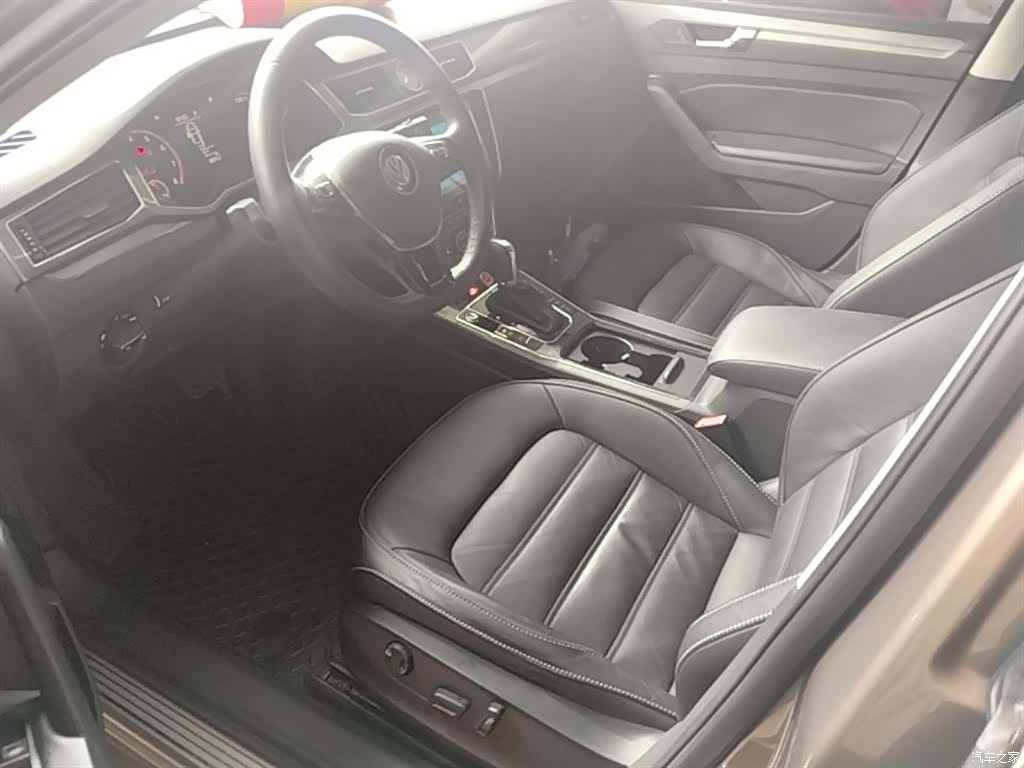 Volkswagen Passat, 2017 15