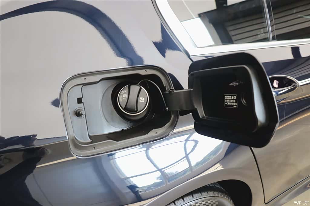 BMW 5 Series, 2019 28