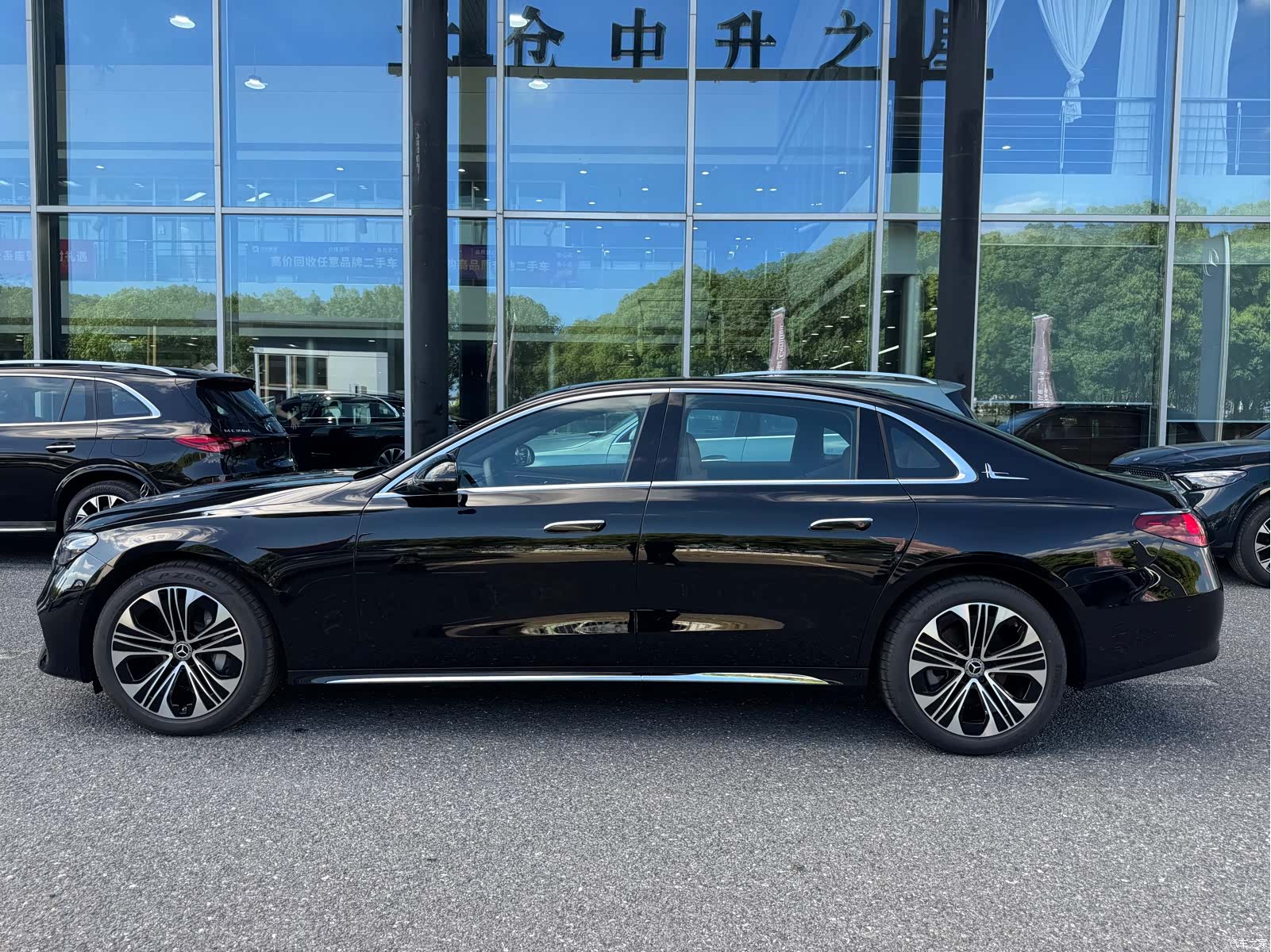 Mercedes-Benz E-Class, 2026 7