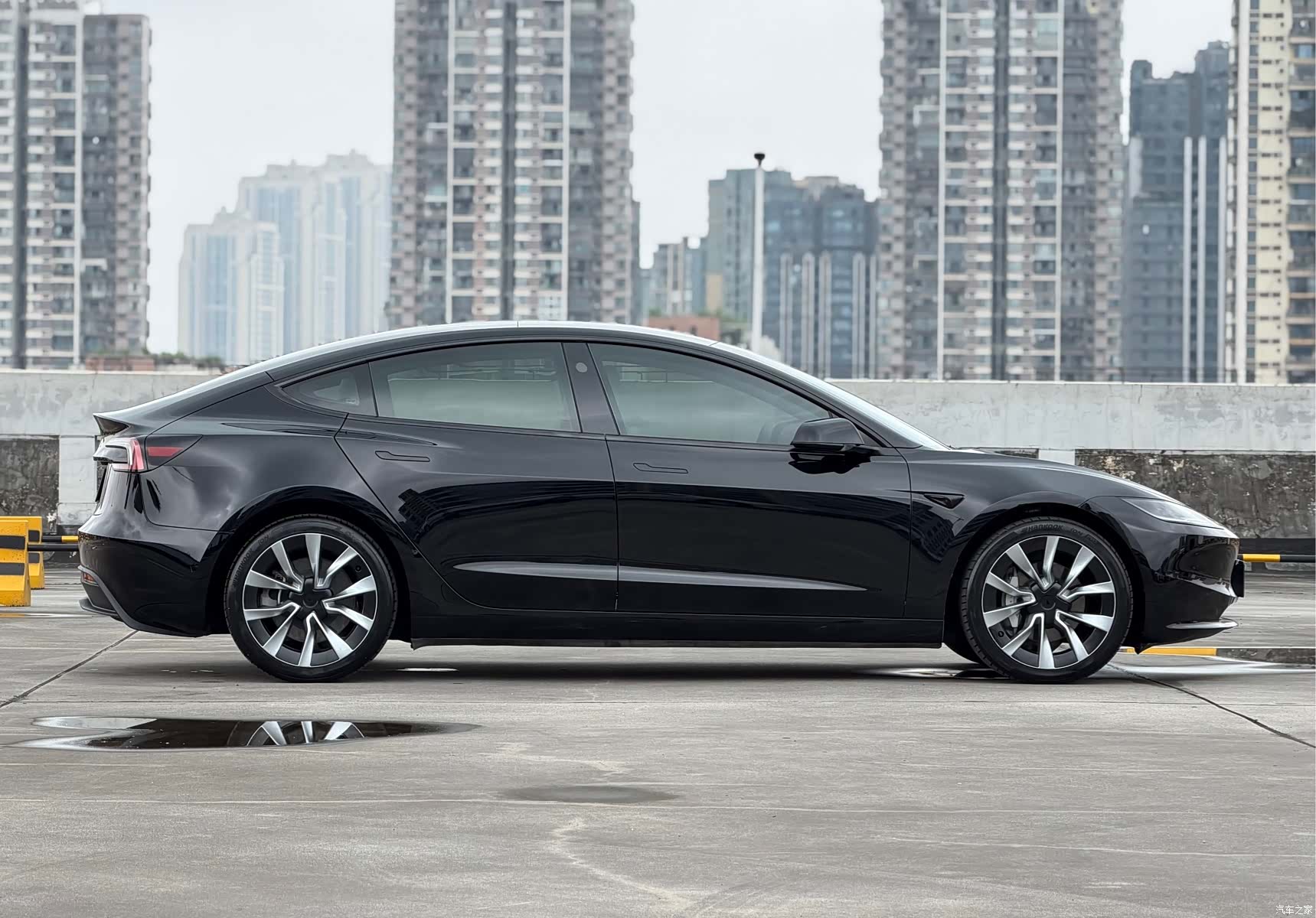 Tesla Model 3, 2024 6
