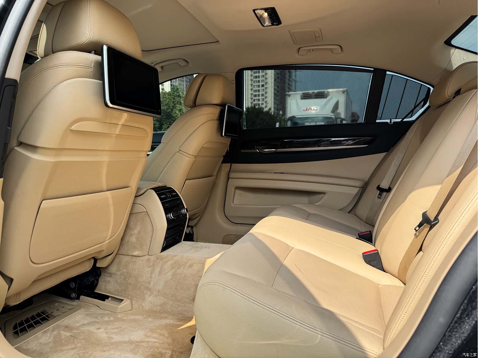 BMW 7 Series, 2014 10
