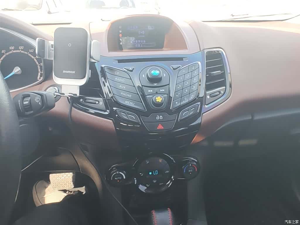 Ford 1.0, 2015 6