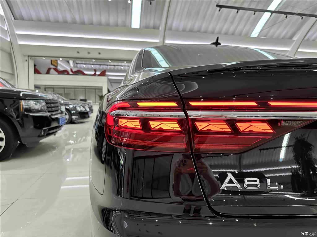 Audi A8L, 2025 36