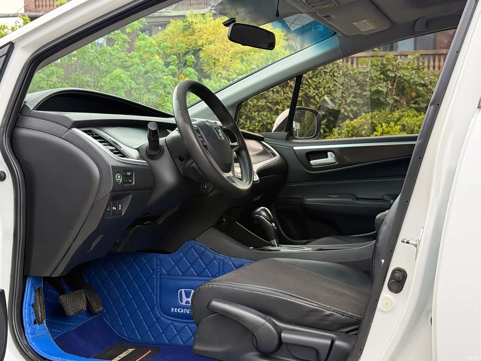 Honda Jade, 2015 6