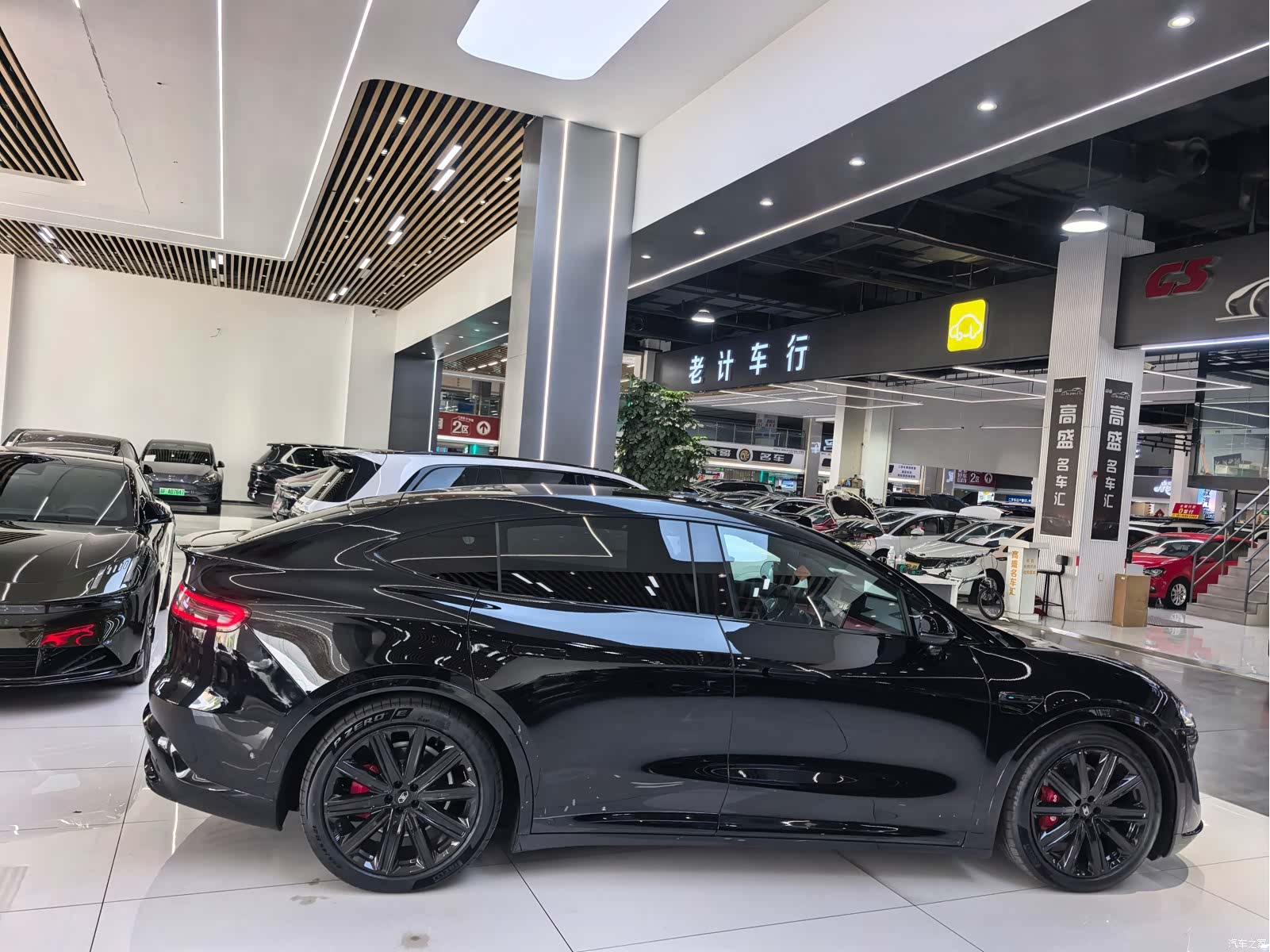 Luxeed R7, 2025 22