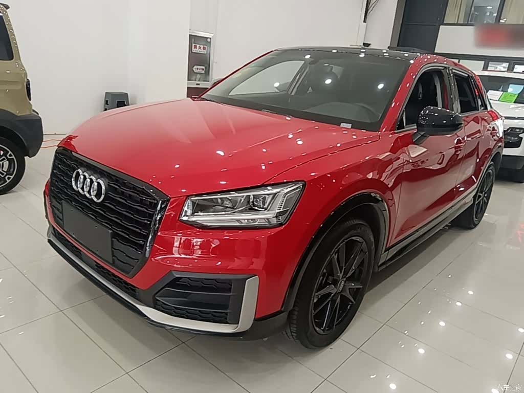 Audi Q2L, 2019 1