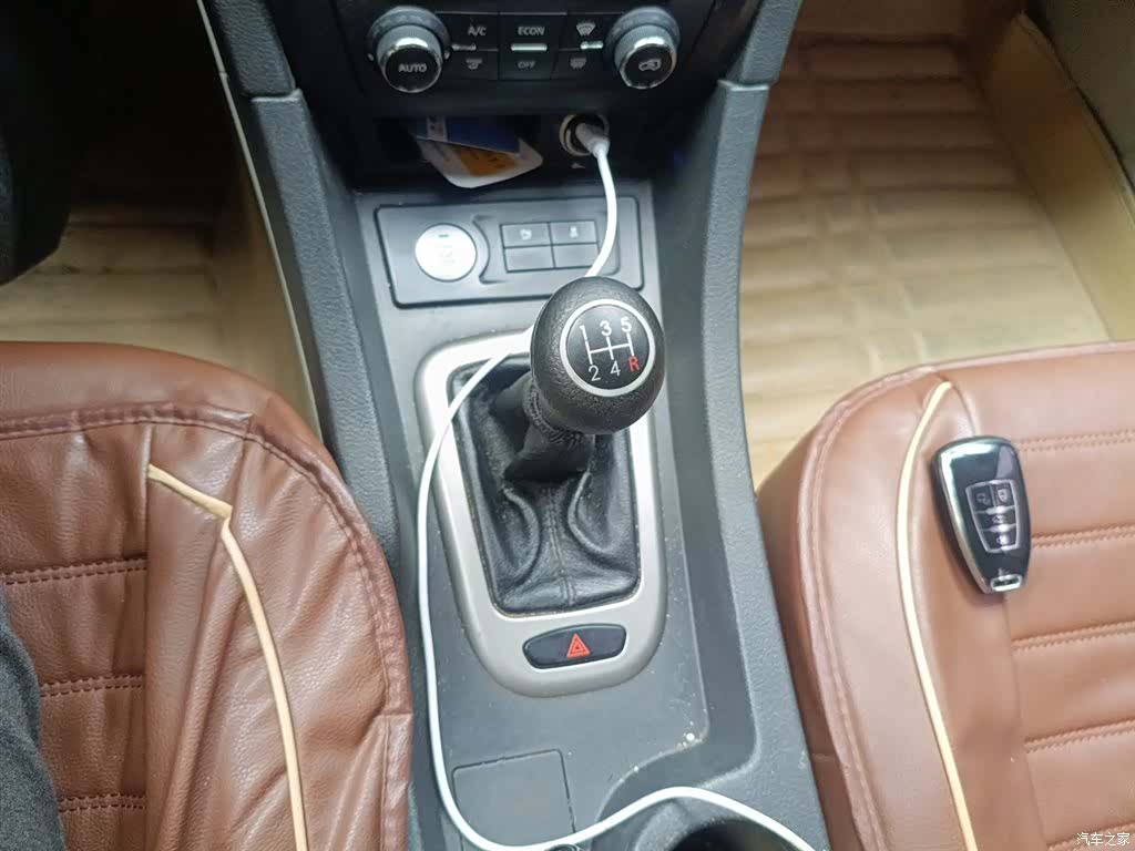 BAIC D50, 2017 15